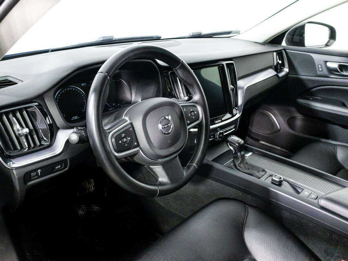 Volvo V60 с пробегом — 2018 год. Фото: #10