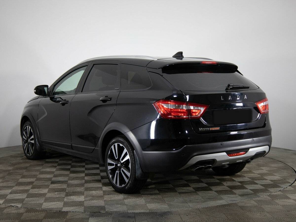 Lada (ВАЗ) Vesta с пробегом — 2021 год. Фото: #5