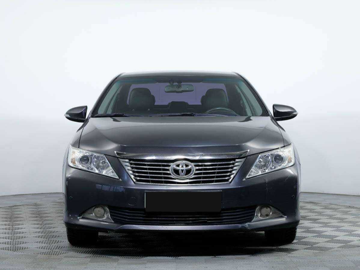 Toyota Camry с пробегом — 2013 год. Посмотреть фото