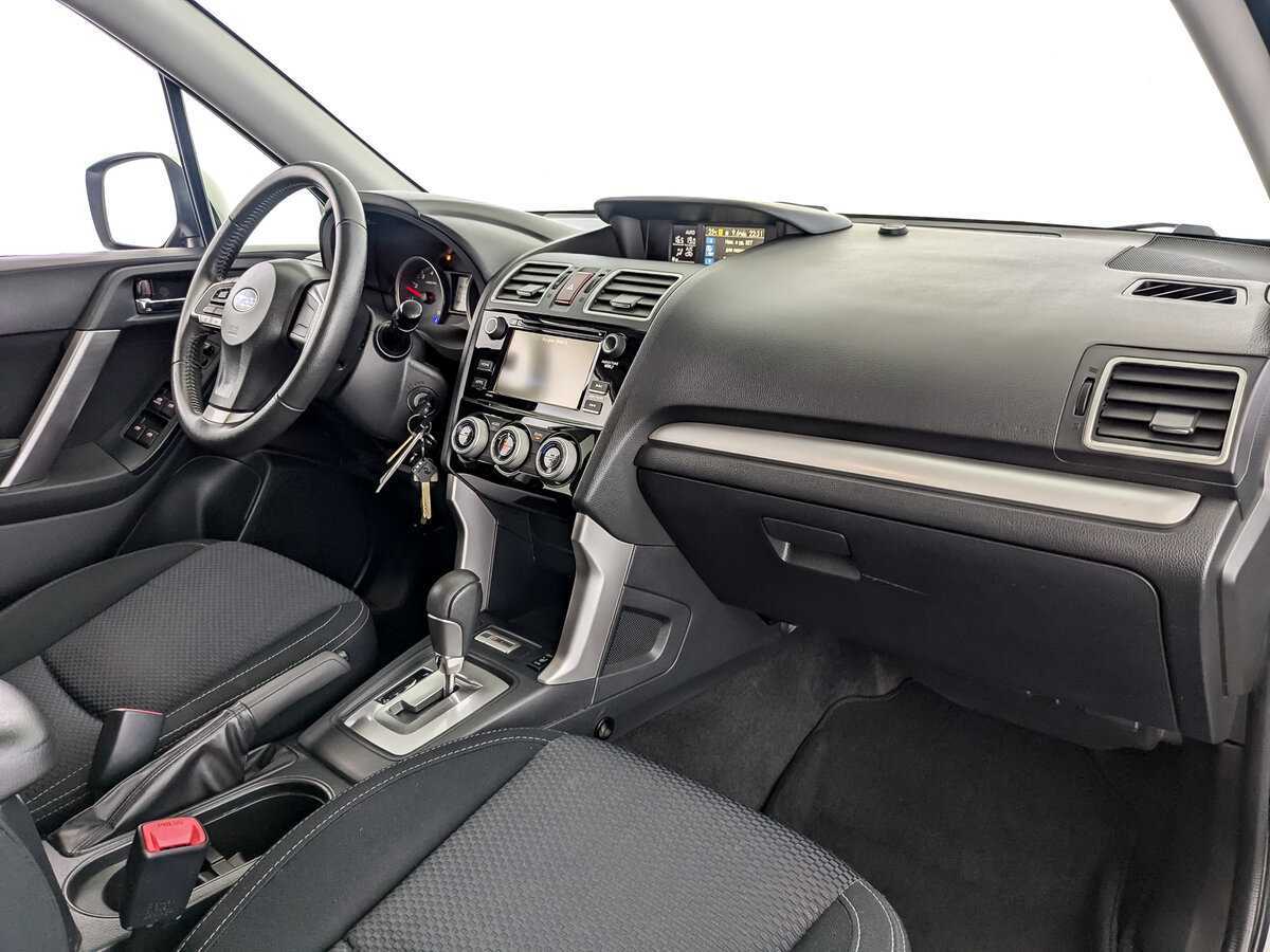 Subaru Forester с пробегом — 2015 год. Фото: #8