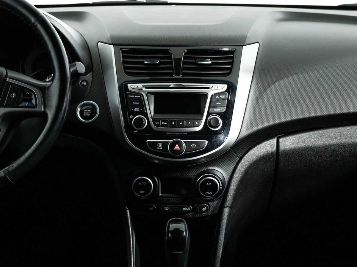 Hyundai Solaris с пробегом — 2016 год. Фото: #13