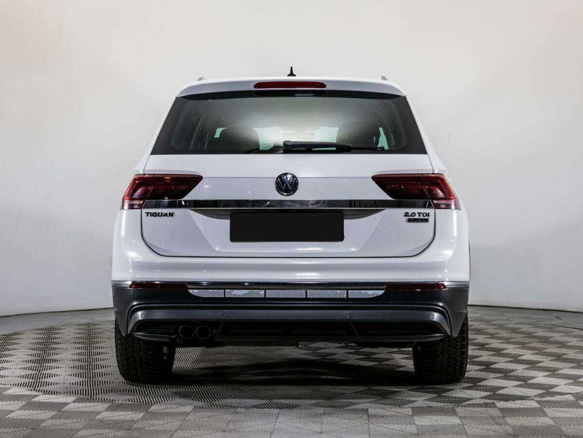 Volkswagen Tiguan с пробегом — 2017 год. Фото: #4