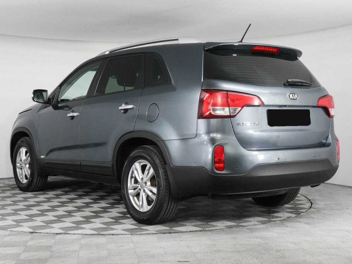 Kia Sorento с пробегом — 2017 год. Фото: #6