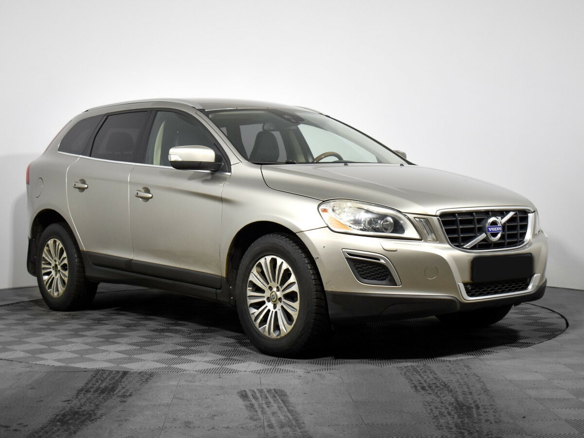 Volvo XC60 с пробегом — 2012 год. Фото: #2