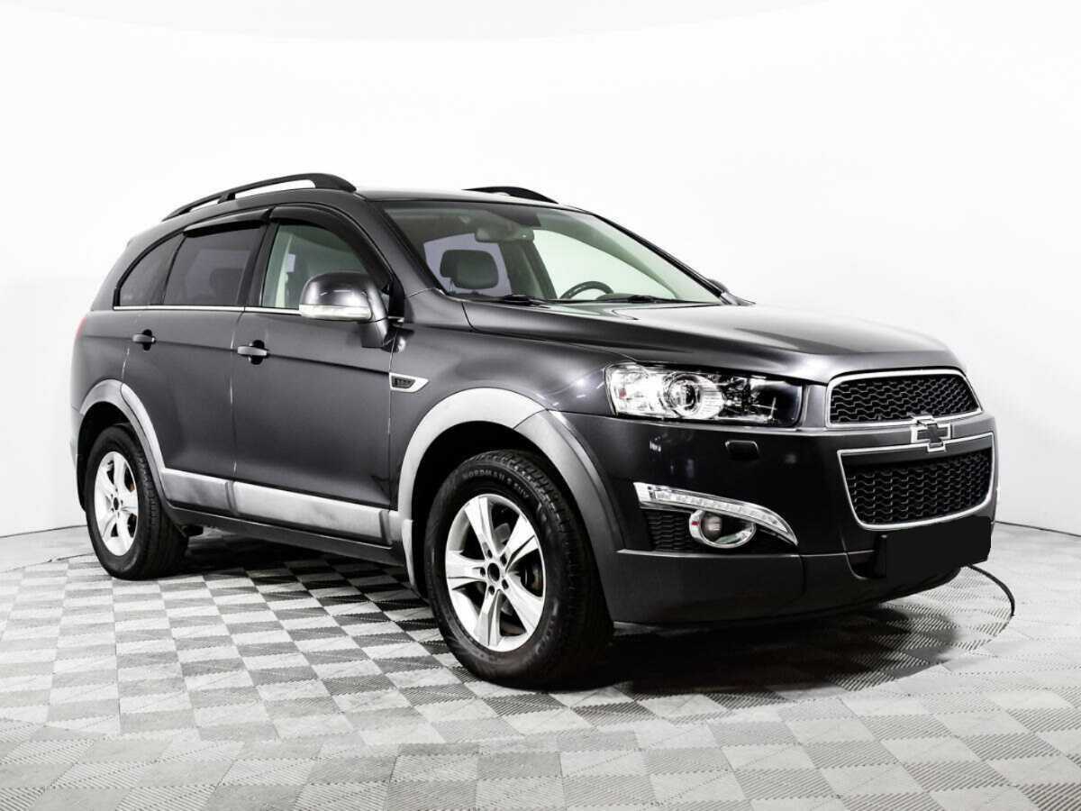Chevrolet Captiva с пробегом — 2012 год. Фото: #2