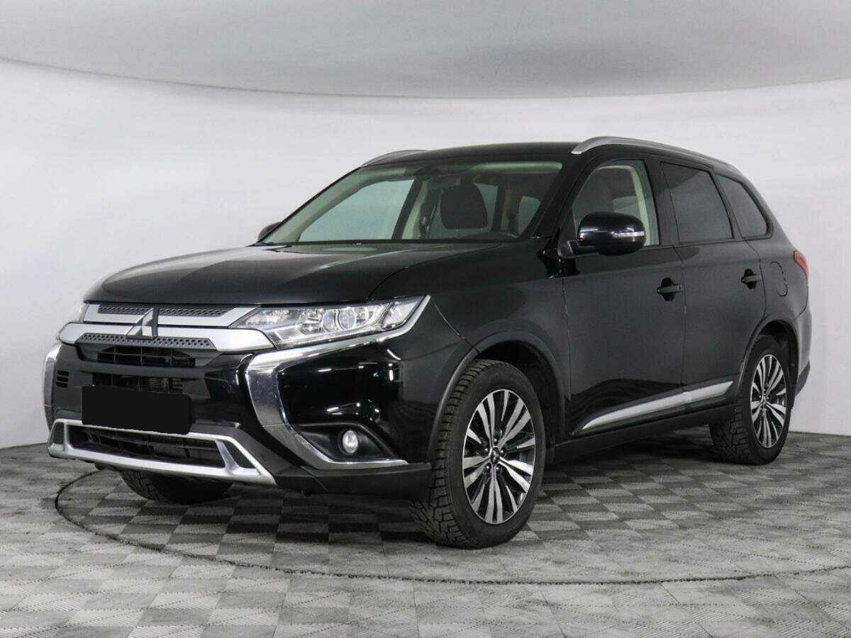 Mitsubishi Outlander с пробегом — 2018 год. Фото: #0