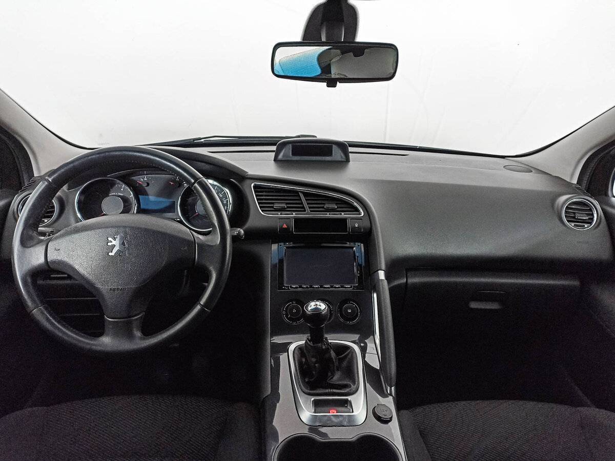 Peugeot 3008 с пробегом — 2012 год. Фото: #9