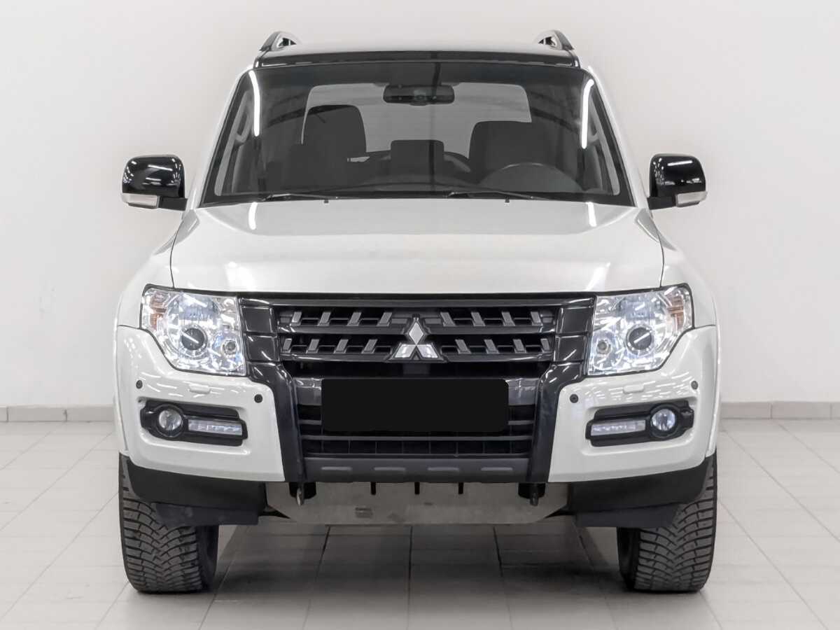 Mitsubishi Pajero с пробегом — 2019 год. Фото: #1