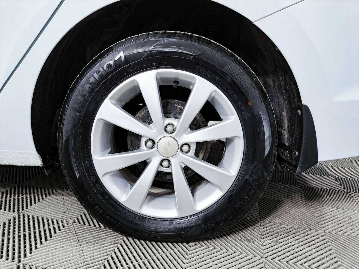 Hyundai Solaris с пробегом — 2018 год. Фото: #16