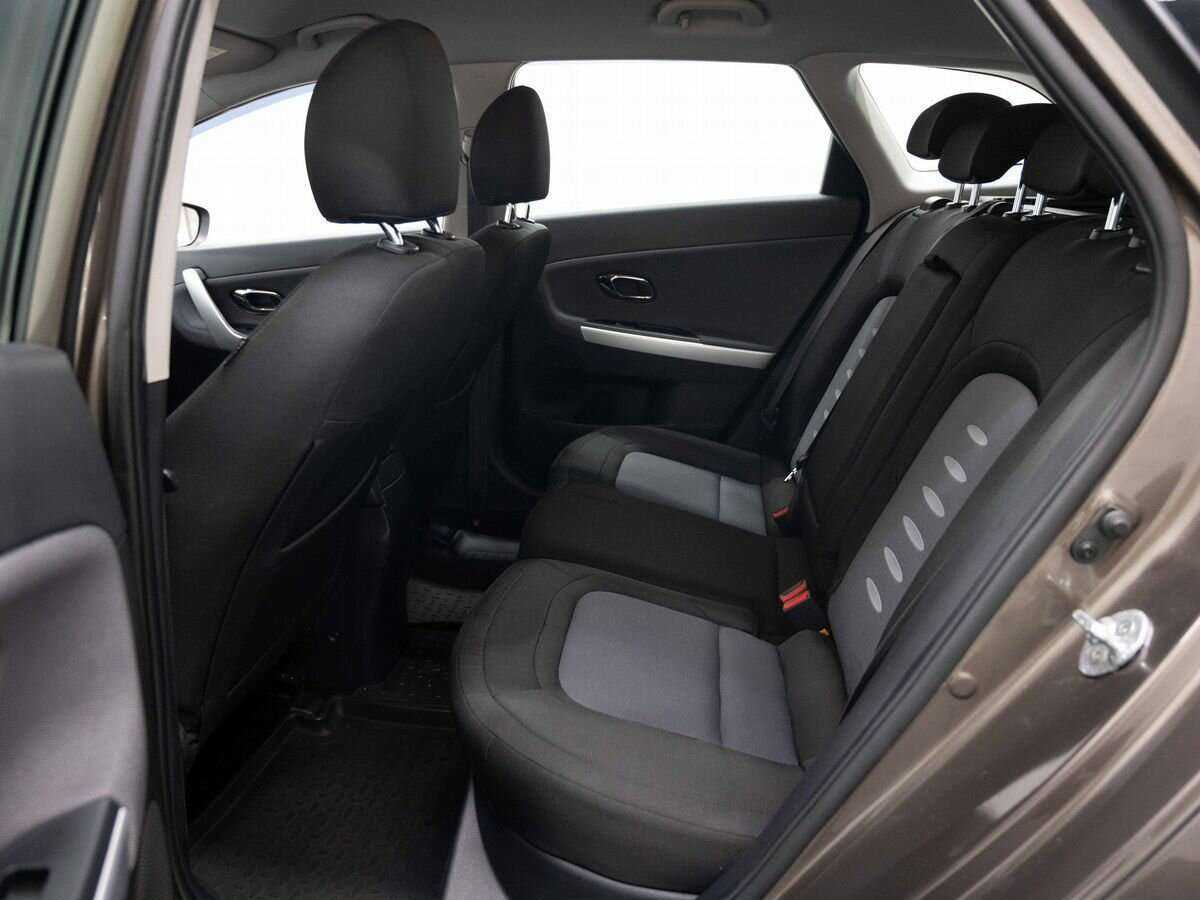 Kia Ceed с пробегом — 2014 год. Фото: #8