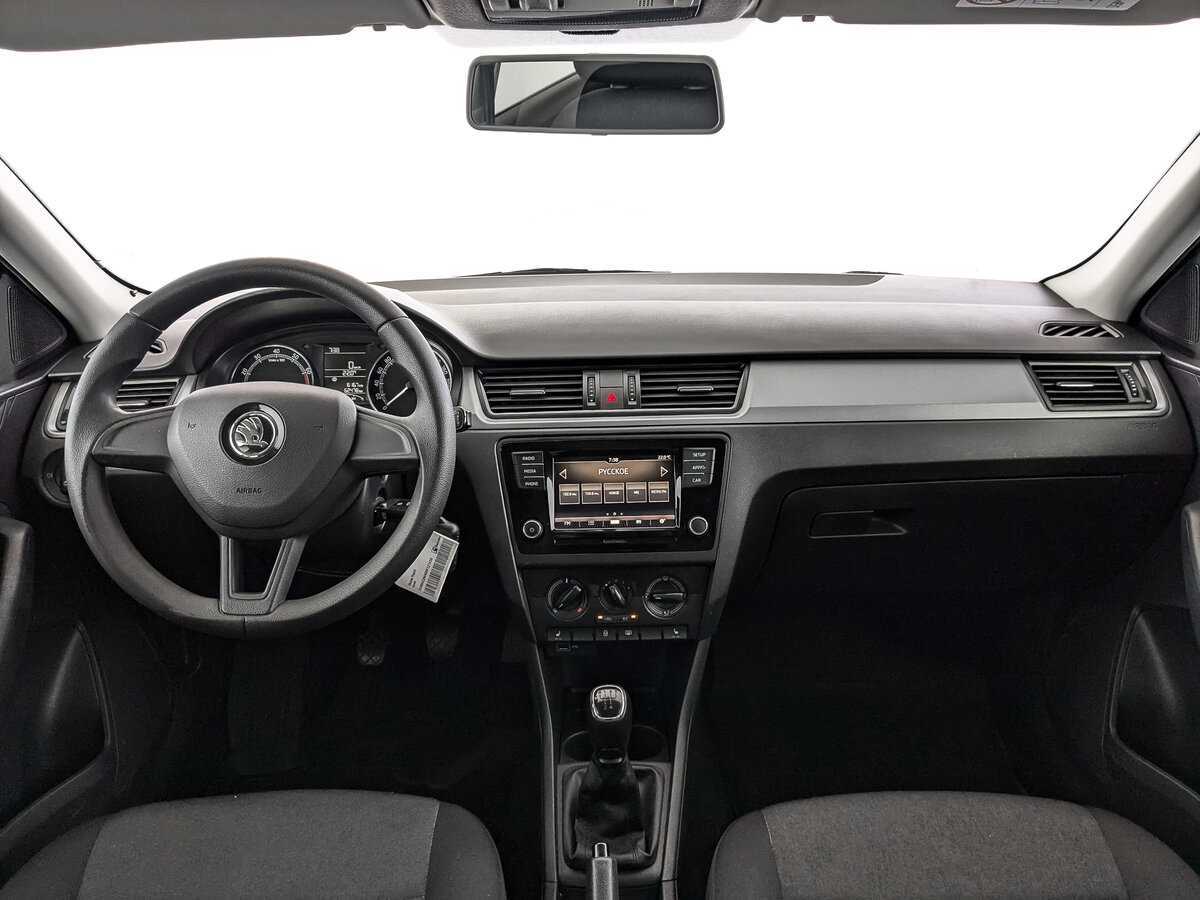 Skoda Rapid с пробегом — 2019 год. Фото: #9