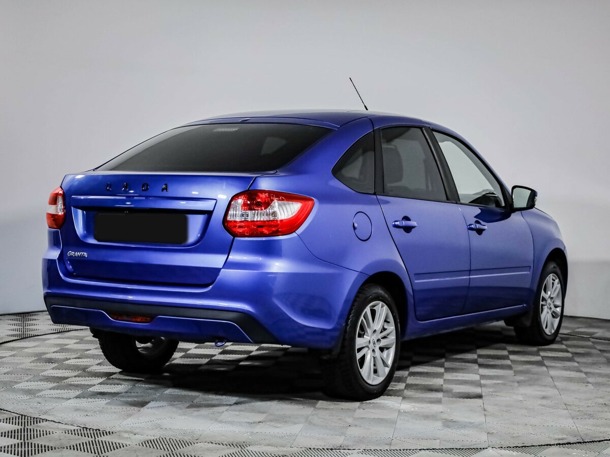 Lada (ВАЗ) Granta с пробегом — 2022 год. Фото: #4