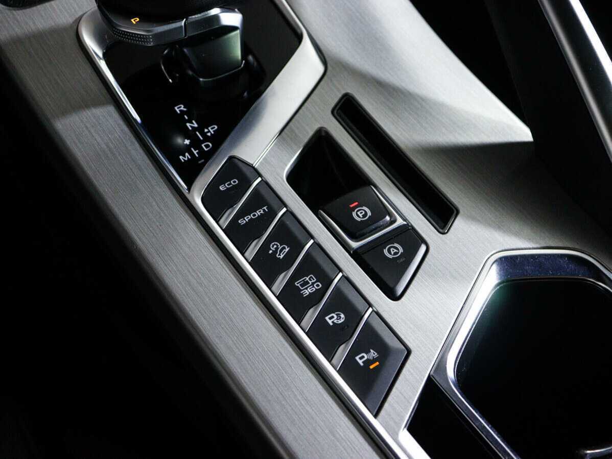 Geely Coolray с пробегом — 2022 год. Фото: #17