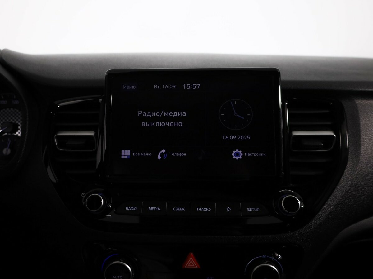 Hyundai Solaris с пробегом — 2021 год. Фото: #11