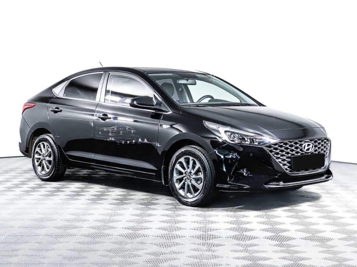 Hyundai Solaris с пробегом — 2022 год. Фото: #2