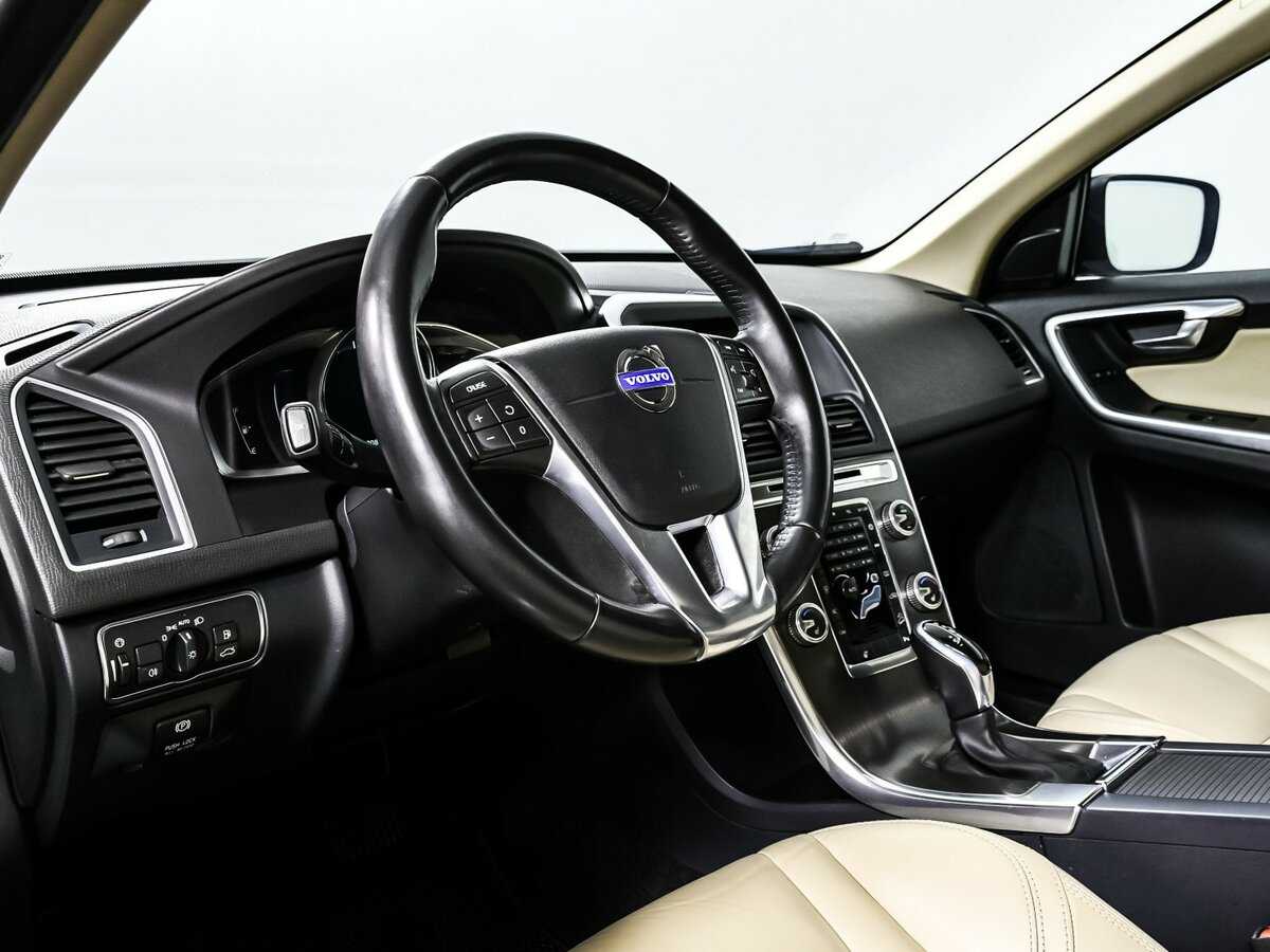 Volvo XC60 с пробегом — 2014 год. Фото: #12