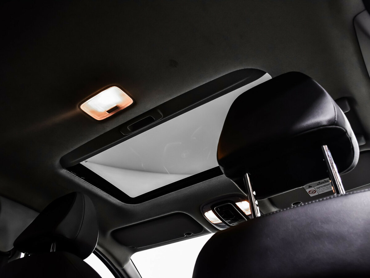 Hyundai Elantra с пробегом — 2023 год. Фото: #14