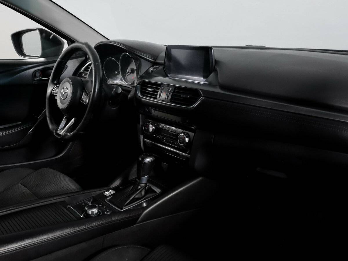 Mazda 6 с пробегом — 2017 год. Фото: #5