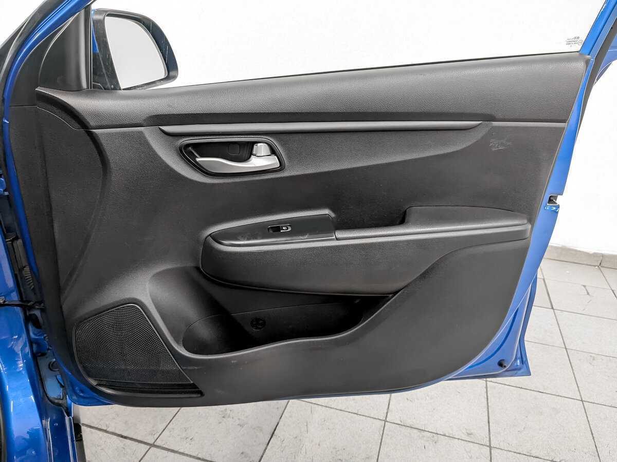 Kia Rio с пробегом — 2020 год. Фото: #22