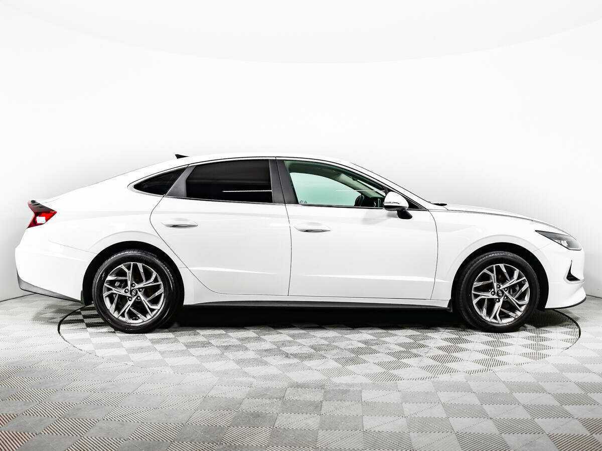 Hyundai Sonata с пробегом — 2020 год. Фото: #3