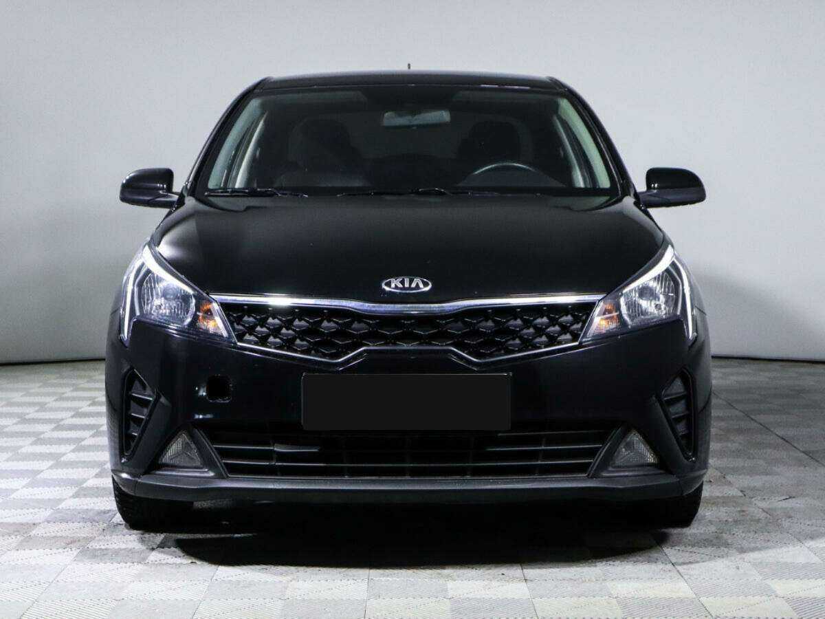 Kia Rio с пробегом — 2020 год. Фото: #1