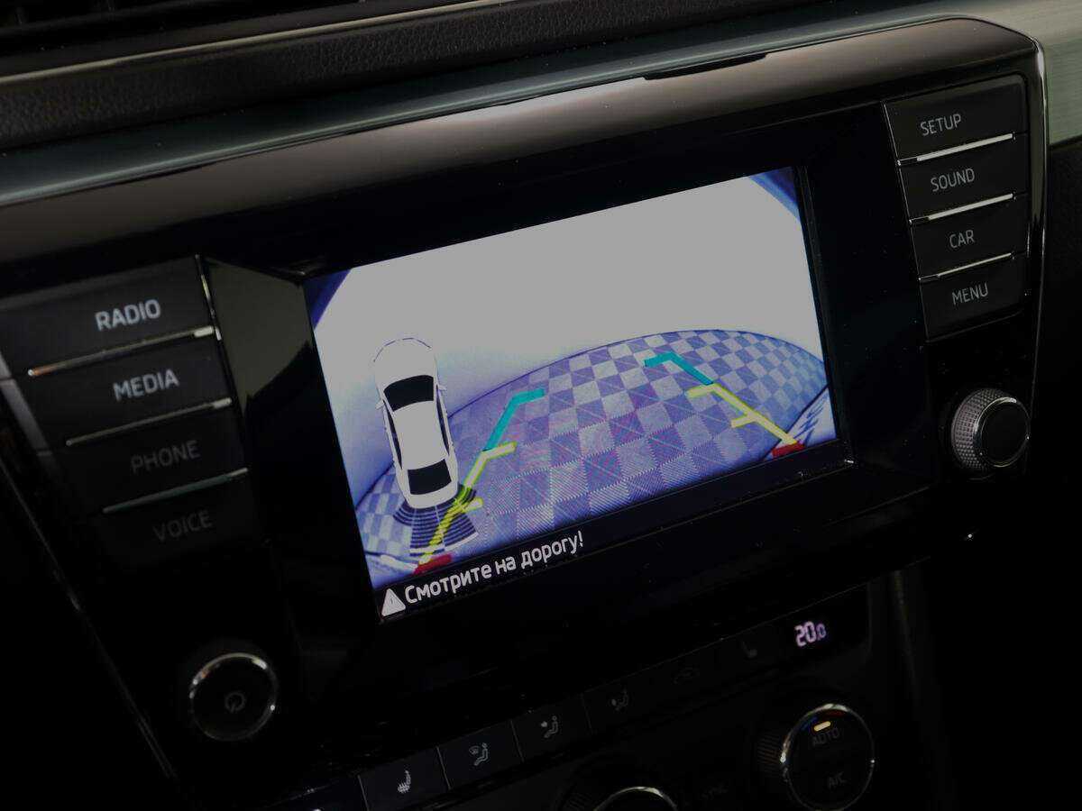 Skoda Superb с пробегом — 2015 год. Фото: #13