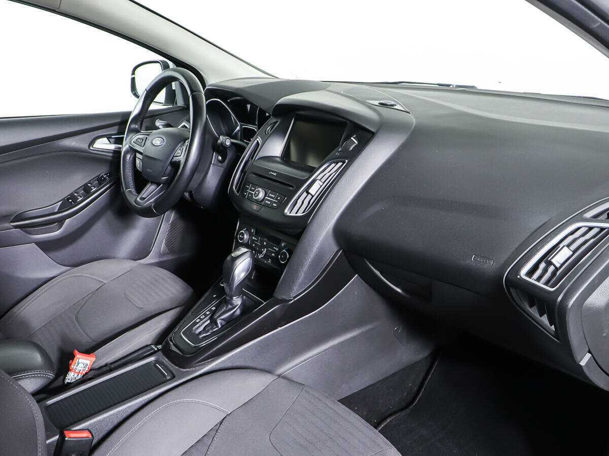 Ford Focus с пробегом — 2015 год. Фото: #10