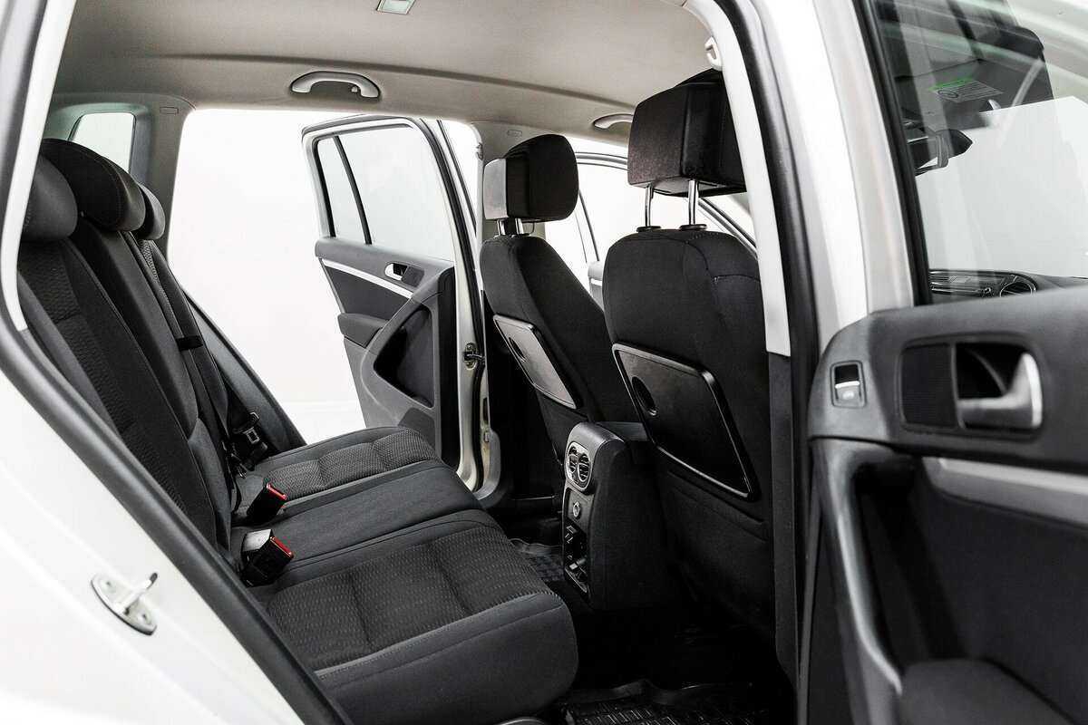 Volkswagen Tiguan с пробегом — 2012 год. Фото: #12