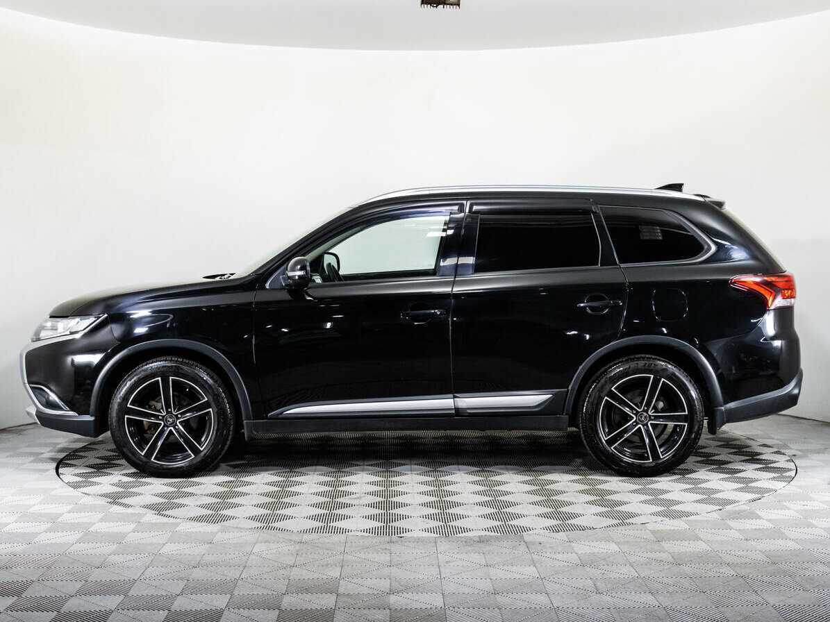 Mitsubishi Outlander с пробегом — 2018 год. Фото: #7