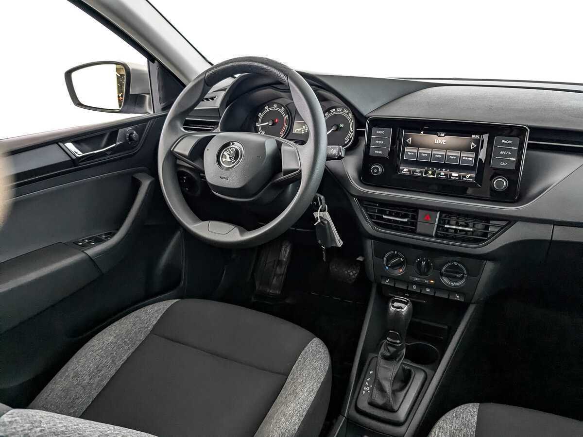 Skoda Rapid с пробегом — 2020 год. Фото: #16