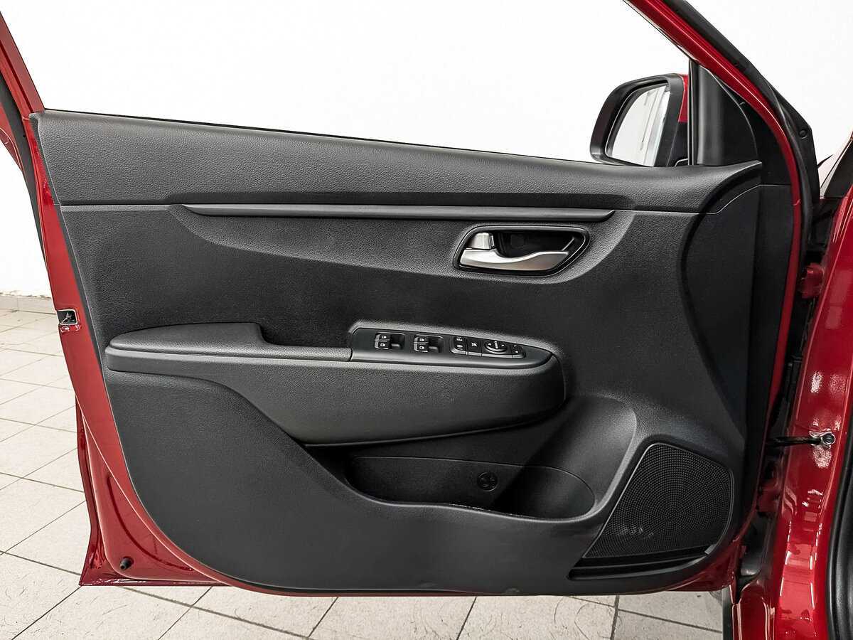 Kia Rio с пробегом — 2021 год. Фото: #18