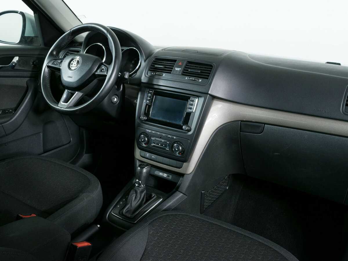 Skoda Yeti с пробегом — 2015 год. Фото: #9