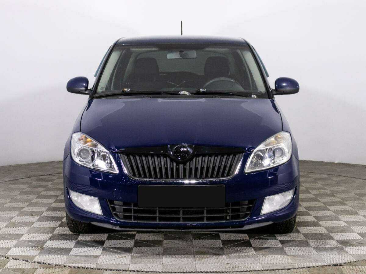 Skoda Fabia с пробегом — 2013 год. Фото: #1
