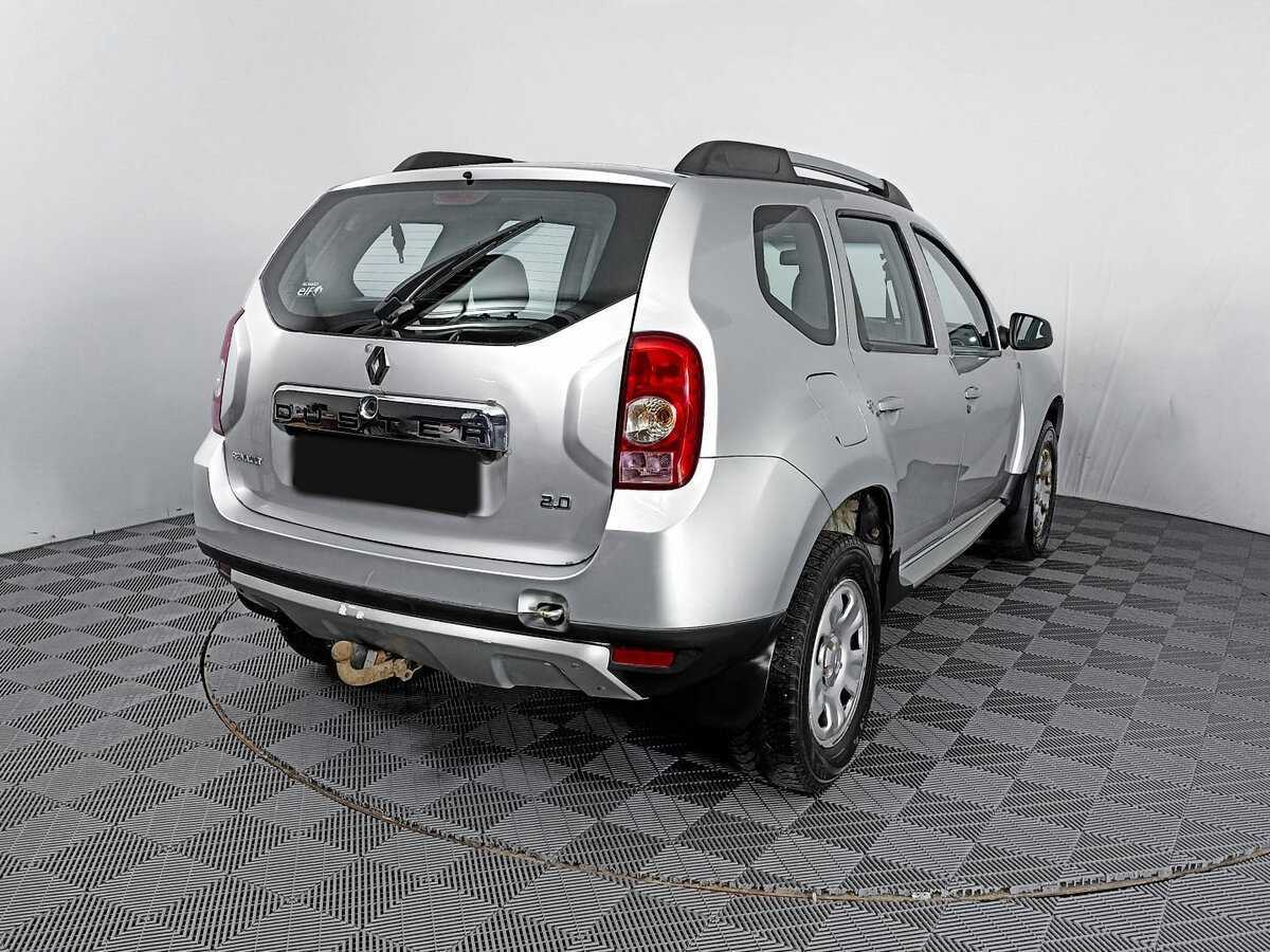Renault Duster с пробегом — 2013 год. Фото: #3