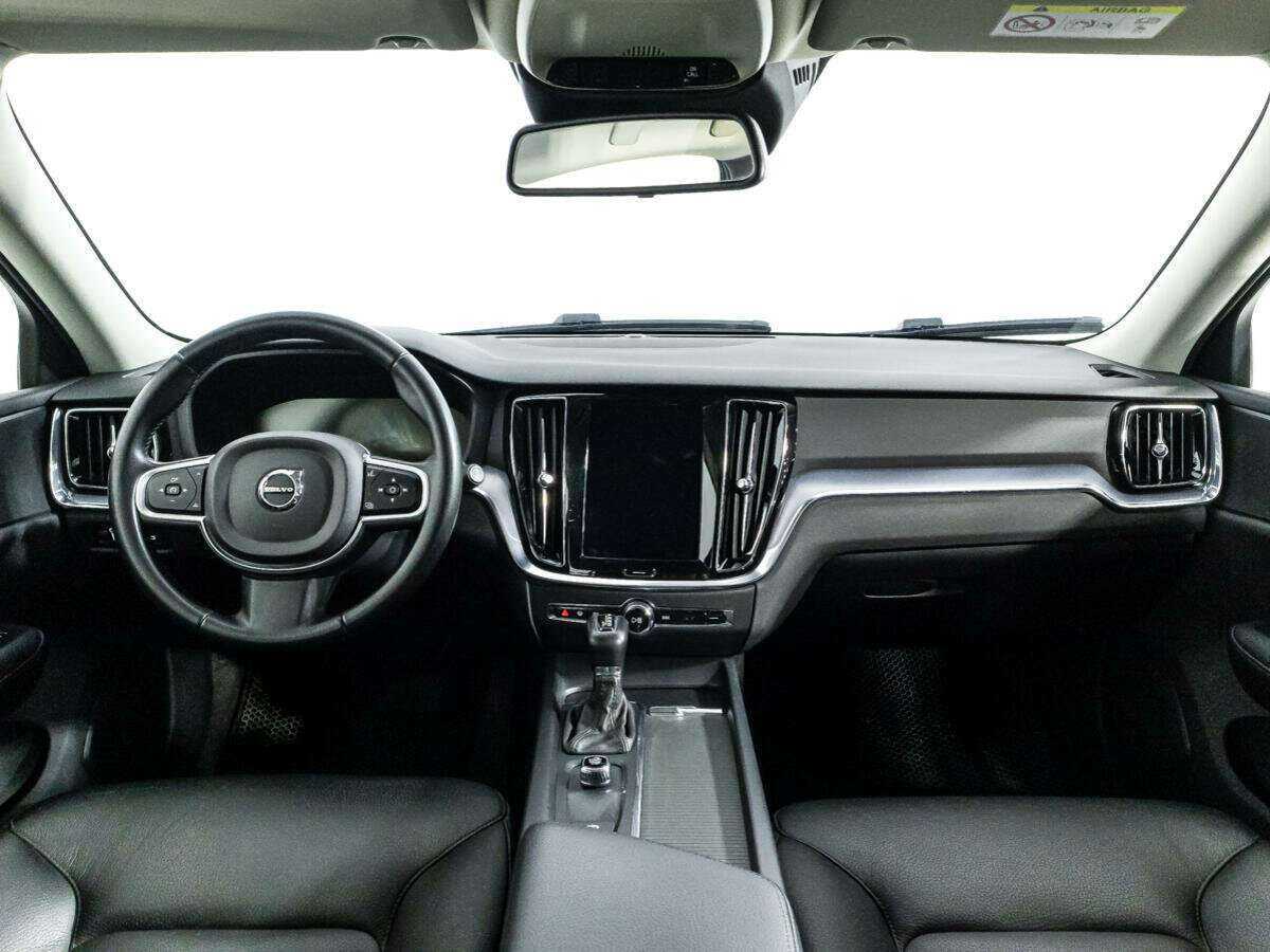 Volvo V60 с пробегом — 2018 год. Фото: #12