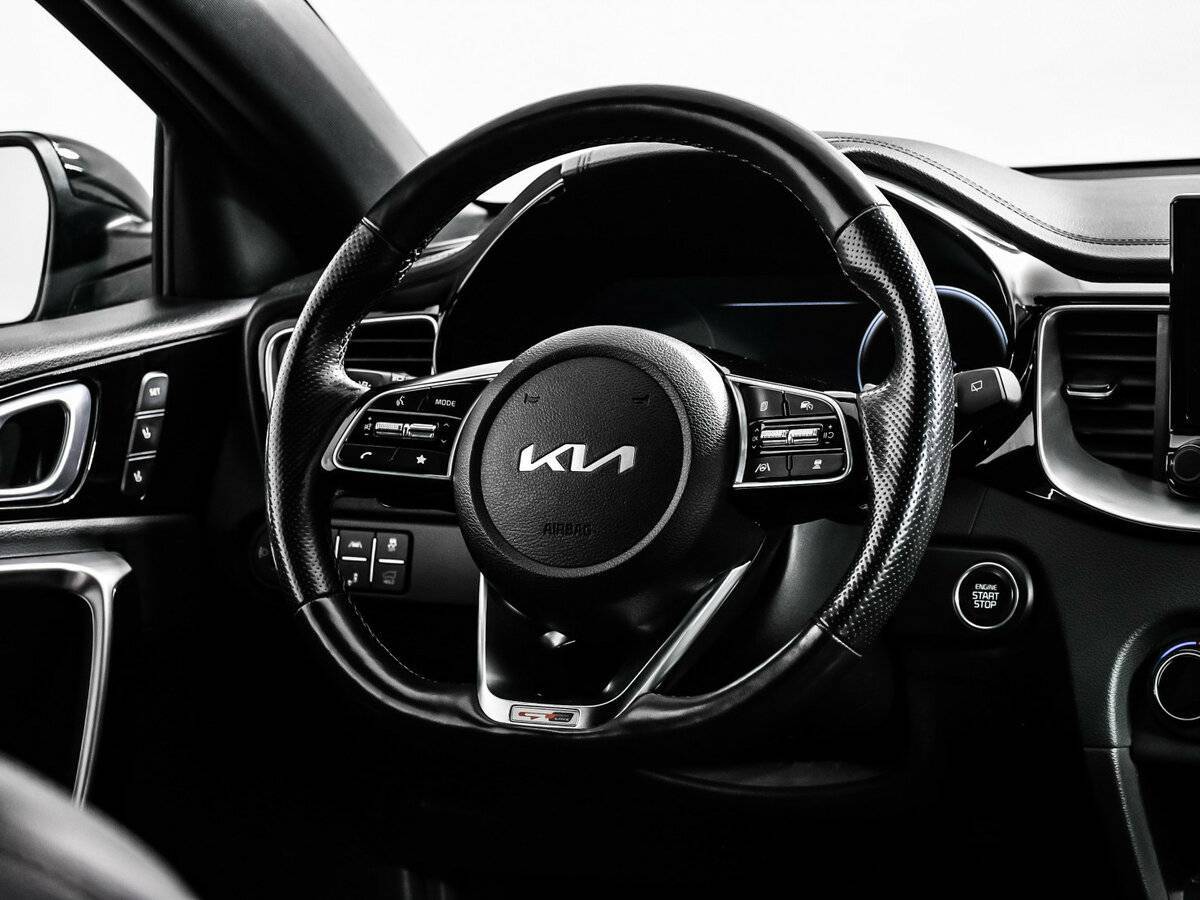 Kia Ceed с пробегом — 2021 год. Фото: #11