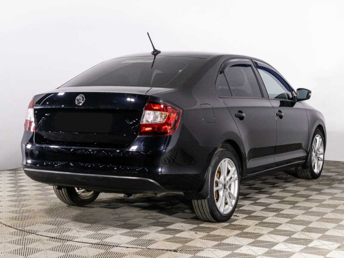 Skoda Rapid с пробегом — 2018 год. Фото: #4