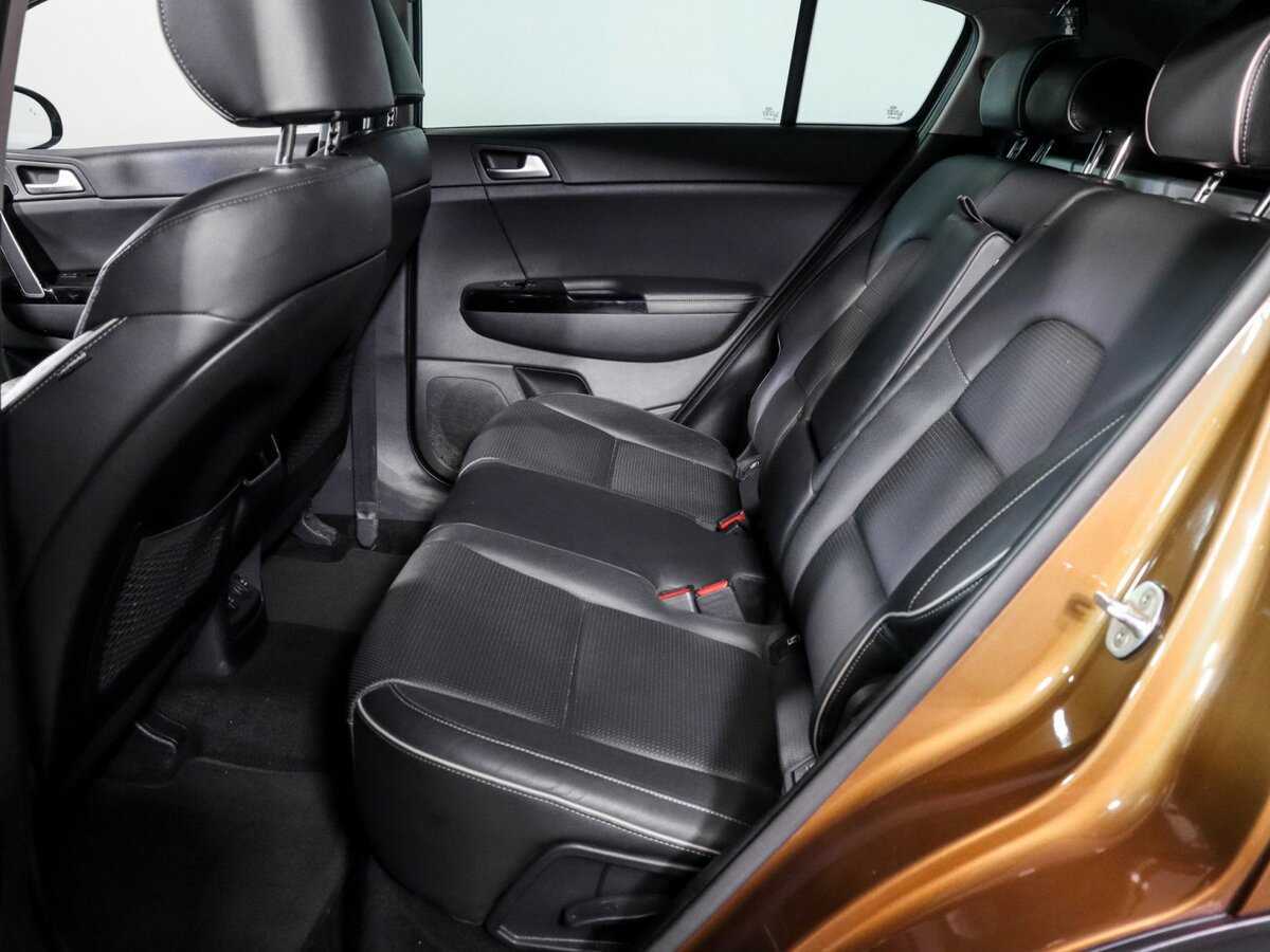 Kia Sportage с пробегом — 2016 год. Фото: #6