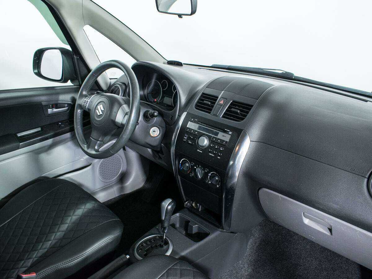 Suzuki SX4 с пробегом — 2014 год. Фото: #5