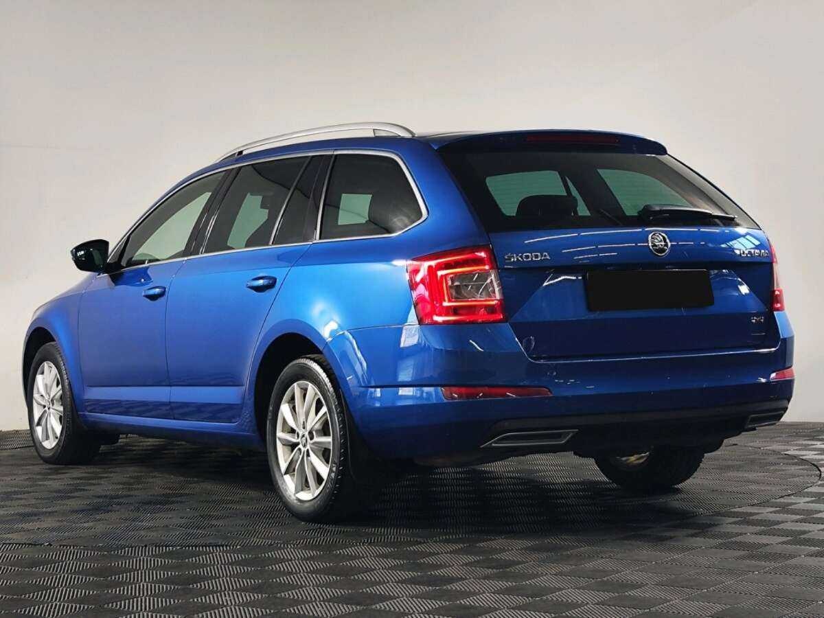 Skoda Octavia с пробегом — 2015 год. Фото: #2