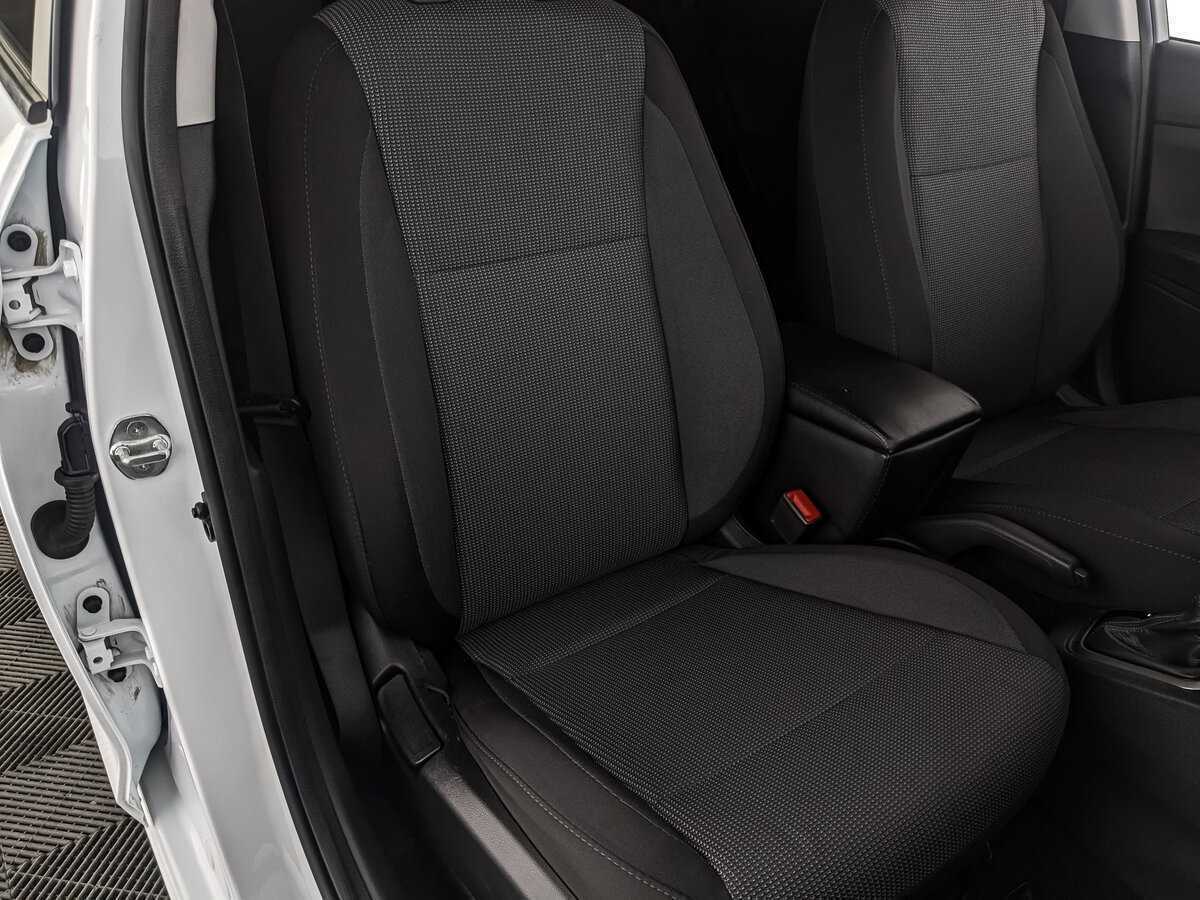 Hyundai Solaris с пробегом — 2020 год. Фото: #16