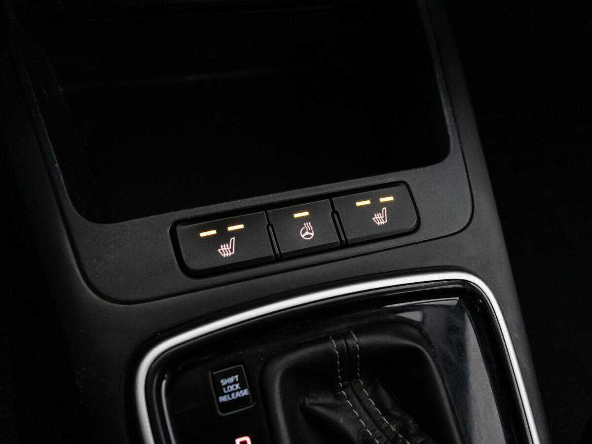 Kia Rio с пробегом — 2019 год. Фото: #17