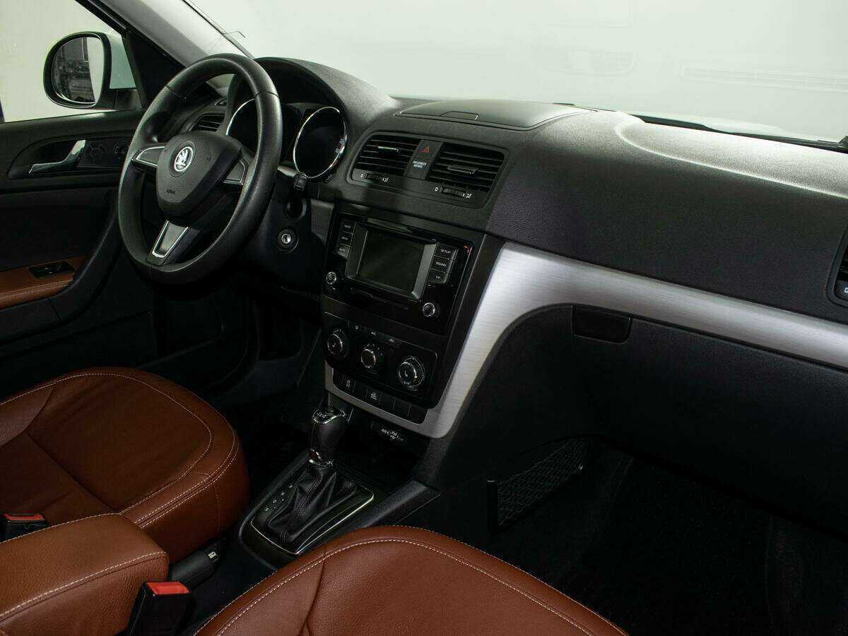 Skoda Yeti с пробегом — 2015 год. Фото: #8