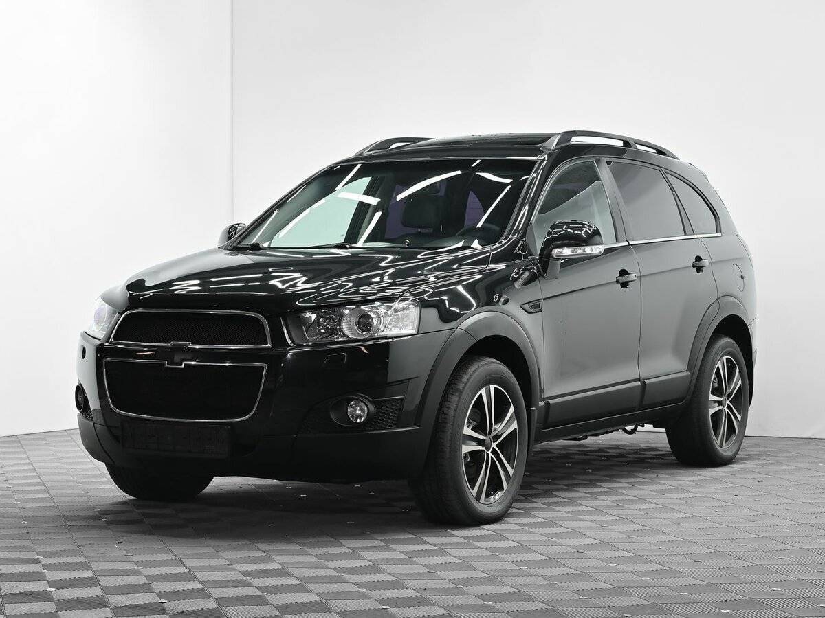 Chevrolet Captiva с пробегом — 2012 год. Фото: #0