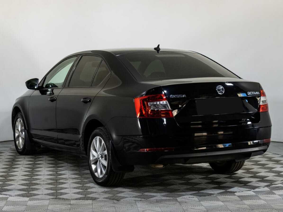 Skoda Octavia с пробегом — 2018 год. Фото: #6