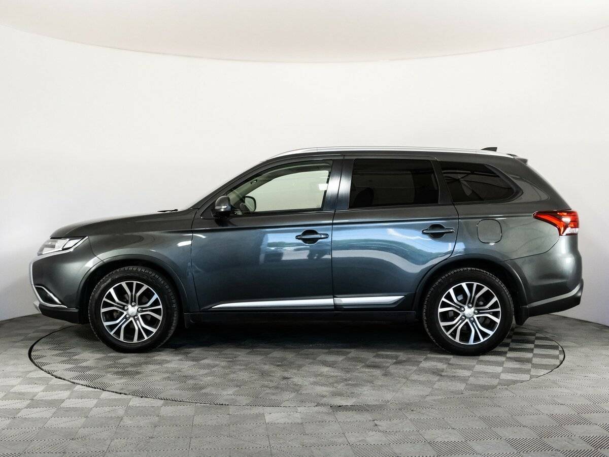 Mitsubishi Outlander с пробегом — 2018 год. Фото: #7