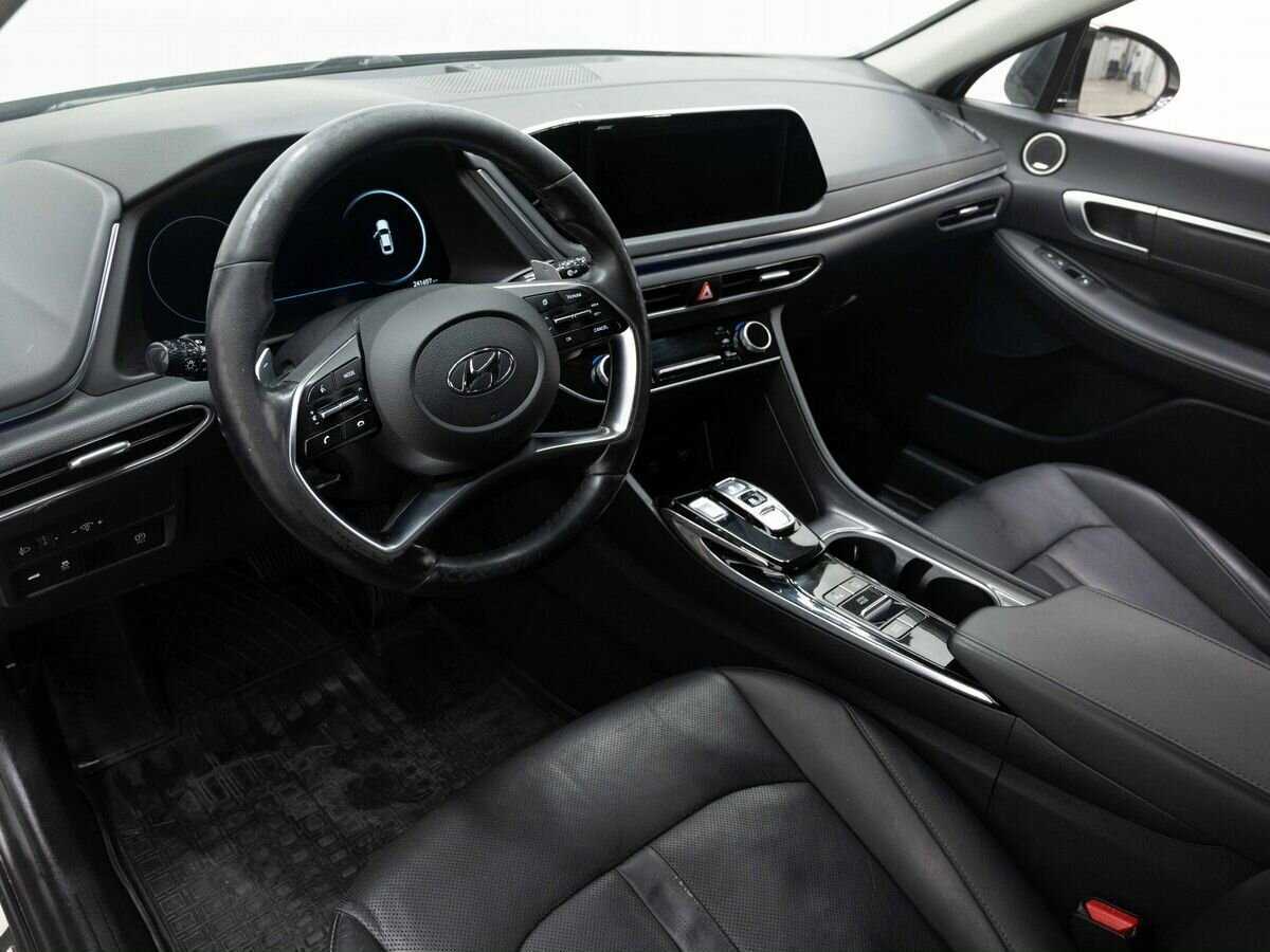 Hyundai Sonata с пробегом — 2020 год. Фото: #8
