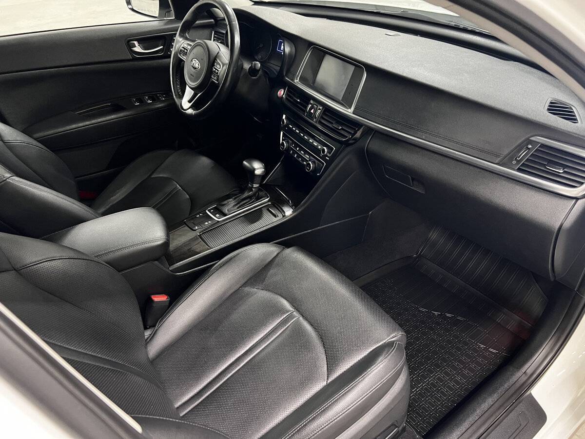 Kia K5 с пробегом — 2017 год. Фото: #10