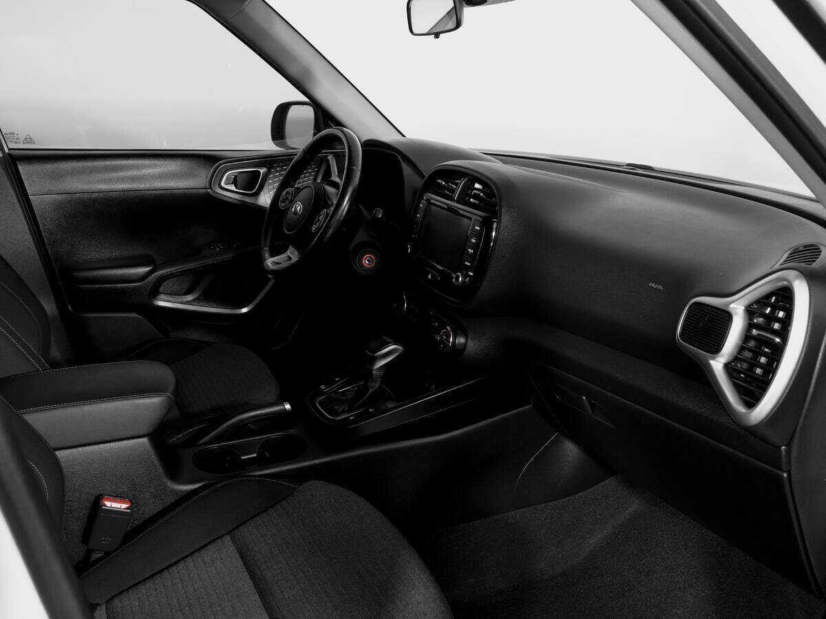 Kia Soul с пробегом — 2021 год. Фото: #8