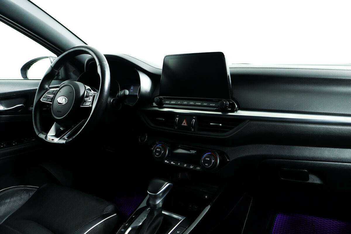 Kia Cerato с пробегом — 2020 год. Фото: #8